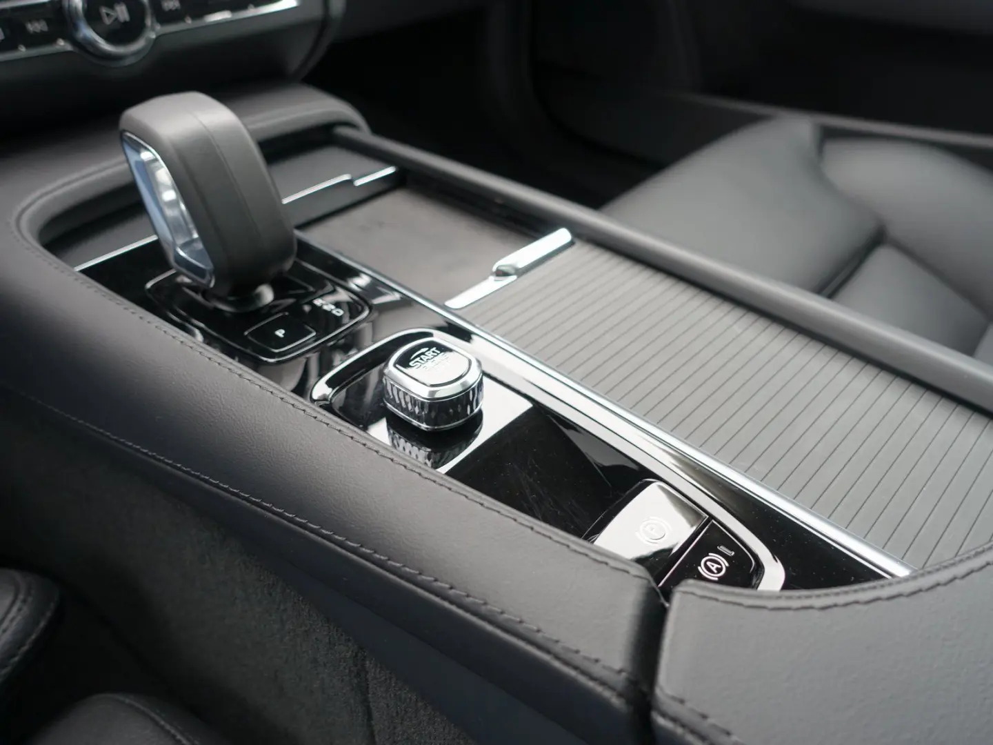 V90 Cross Country B4 AWD Plus AHK H&K Pano BLIS
