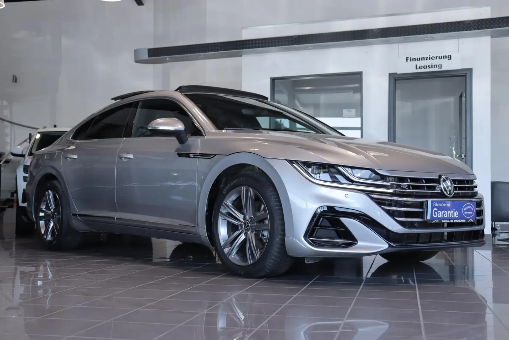 Arteon 2.0 TSI R-Line PANORAM KAMERA ACC VIRTUAL
