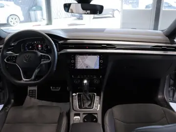 Arteon 2.0 TSI R-Line PANORAM KAMERA ACC VIRTUAL