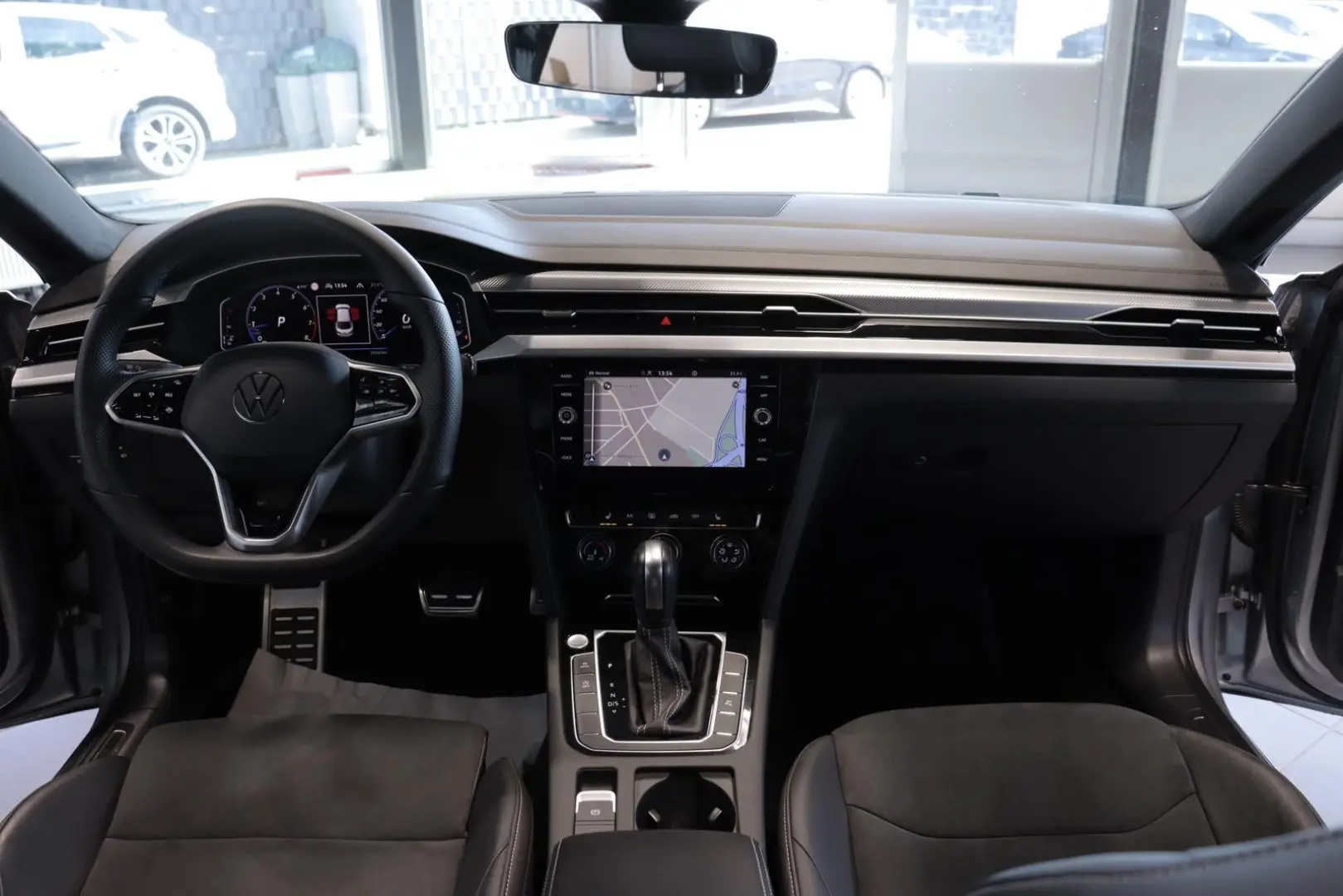 Arteon 2.0 TSI R-Line PANORAM KAMERA ACC VIRTUAL