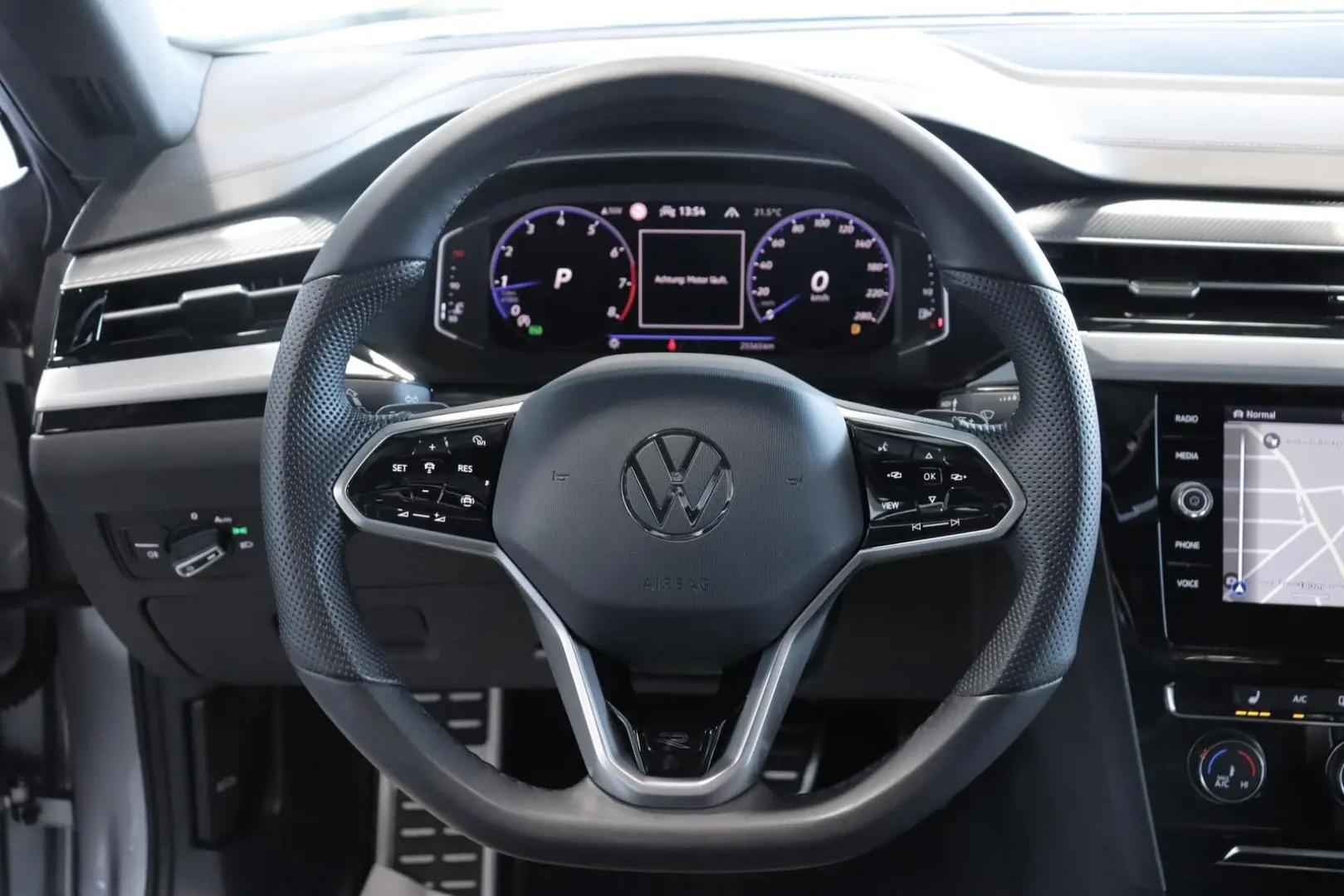 Arteon 2.0 TSI R-Line PANORAM KAMERA ACC VIRTUAL