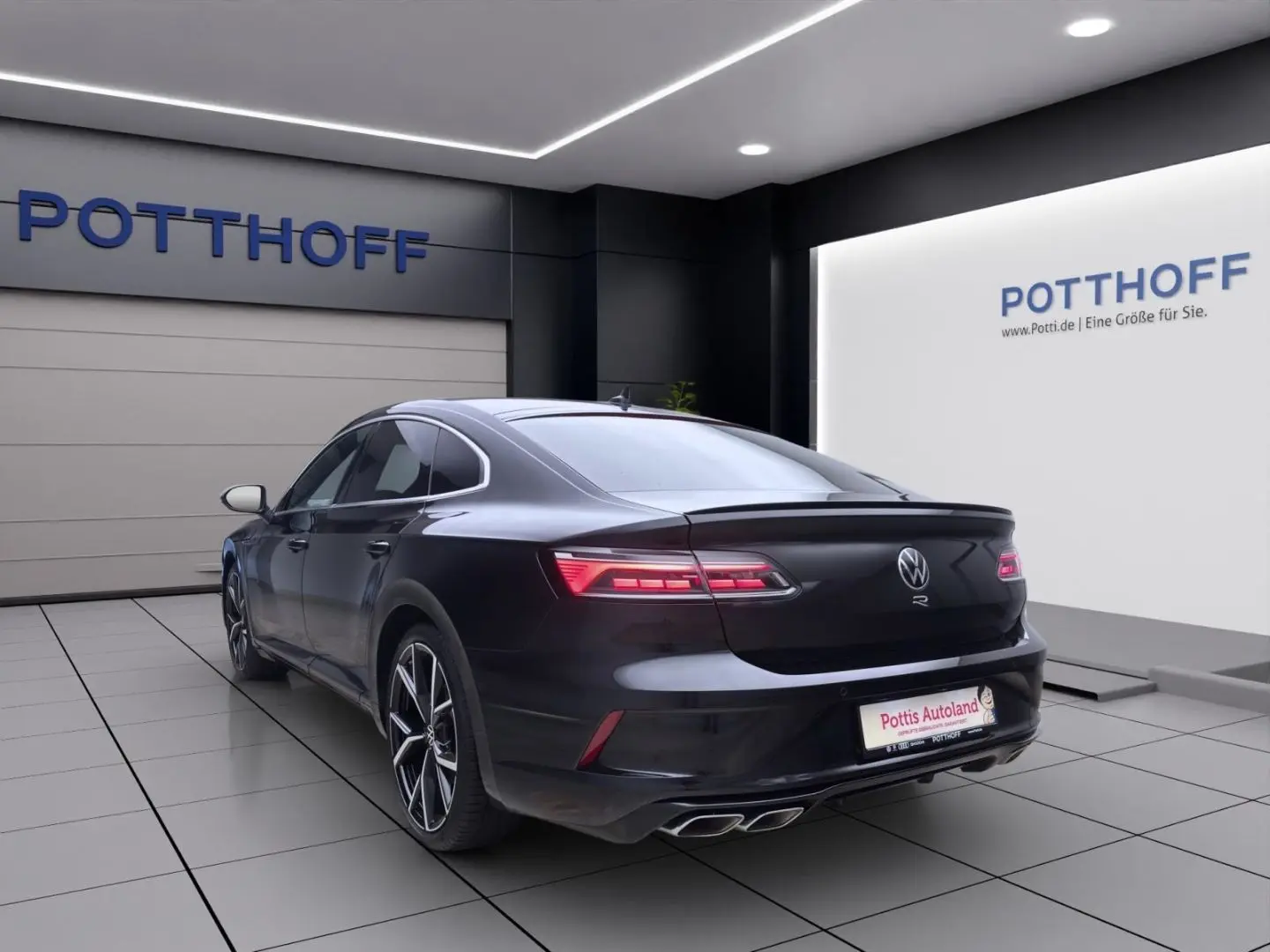 Arteon 2.0 TSI DSG 4M R PANO AHK IQ.LIGHT KAMERA