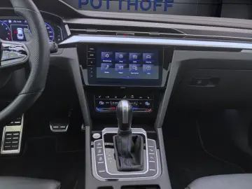 Arteon 2.0 TSI DSG 4M R PANO AHK IQ.LIGHT KAMERA