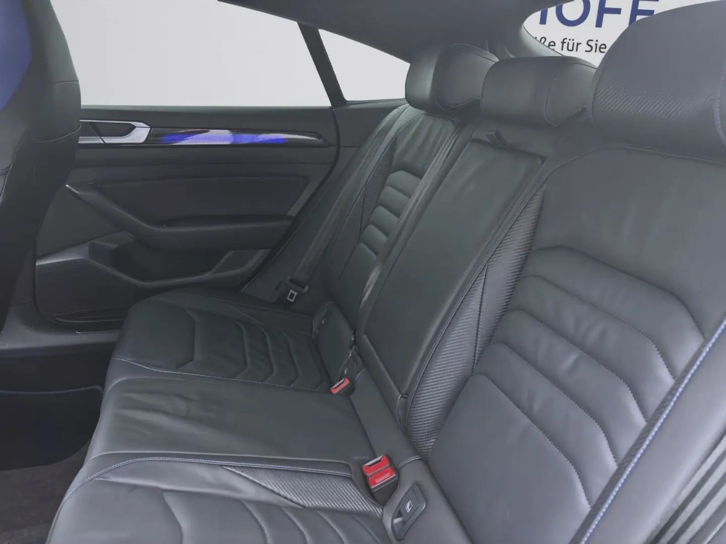 Arteon 2.0 TSI DSG 4M R PANO AHK IQ.LIGHT KAMERA