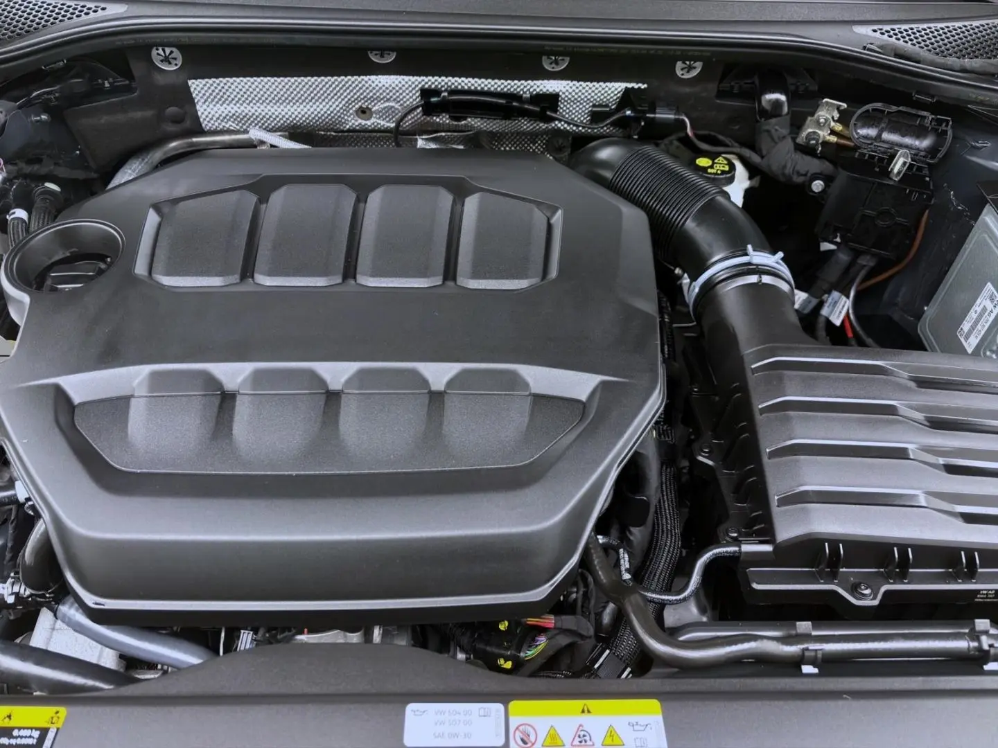 Arteon 2.0 TSI DSG 4M R PANO AHK IQ.LIGHT KAMERA