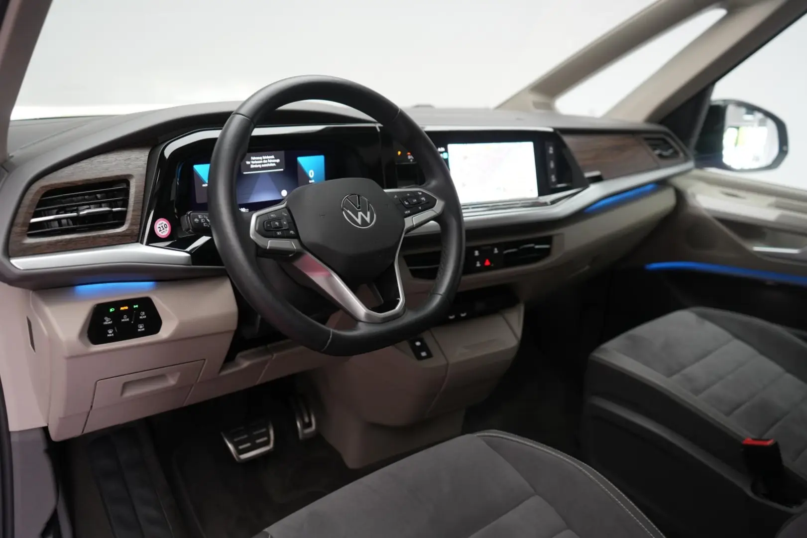 T7 Multivan DSG KÜ Style Navi ACC Kamera Virtua