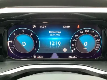 Multivan T7 2.0 TDI DSG Life AHK ACC LED Navi Le