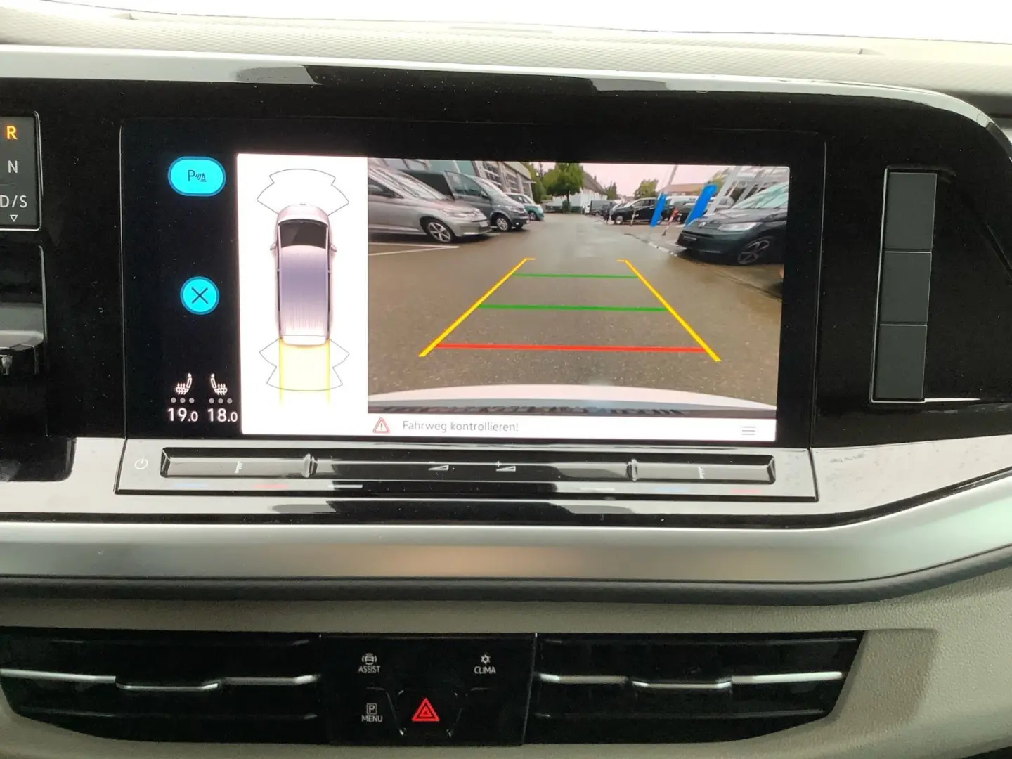 Multivan T7 2.0 TDI DSG Life AHK ACC LED Navi Le
