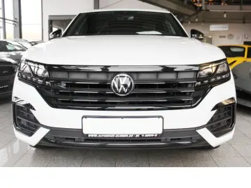 Touareg 3.0 TDI R-Line Black Style IQ AHK V-COP