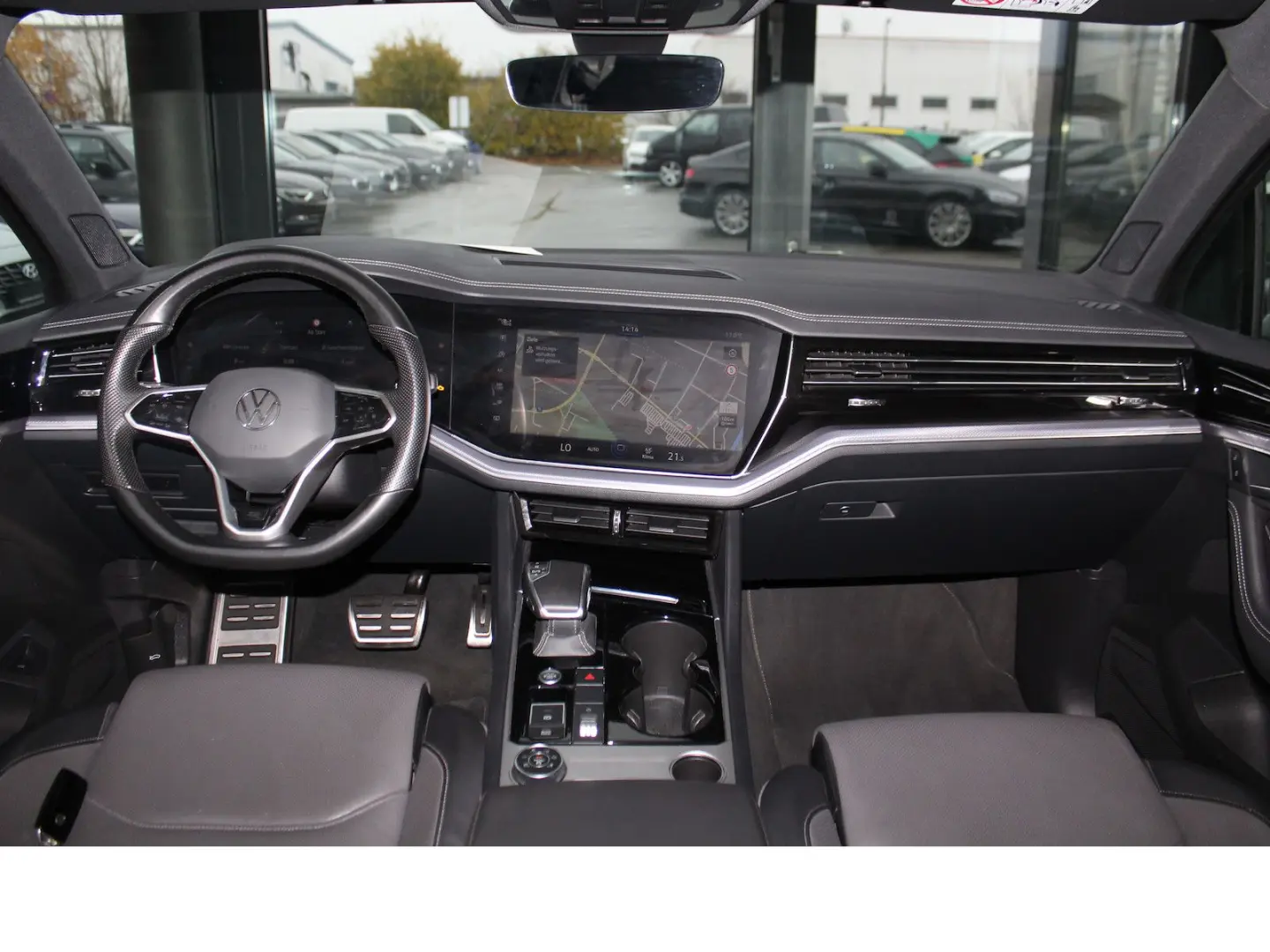 Touareg 3.0 TDI R-Line Black Style IQ AHK V-COP
