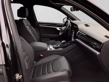 Touareg V6 TDI R-LINE BLACK-STYLE INNOVISION AHK