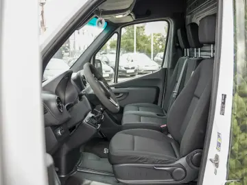 MERCEDES BENZ SPRINTER