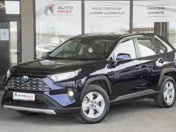 TOYOTA RAV 4 ACTIVE 2WD E-CVT