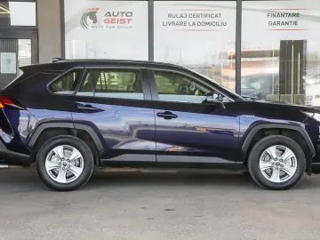 TOYOTA RAV 4 ACTIVE 2WD E-CVT
