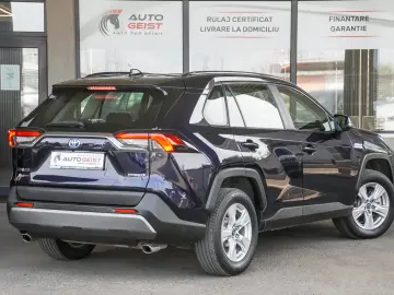 TOYOTA RAV 4 ACTIVE 2WD E-CVT