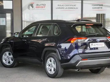 TOYOTA RAV 4 ACTIVE 2WD E-CVT