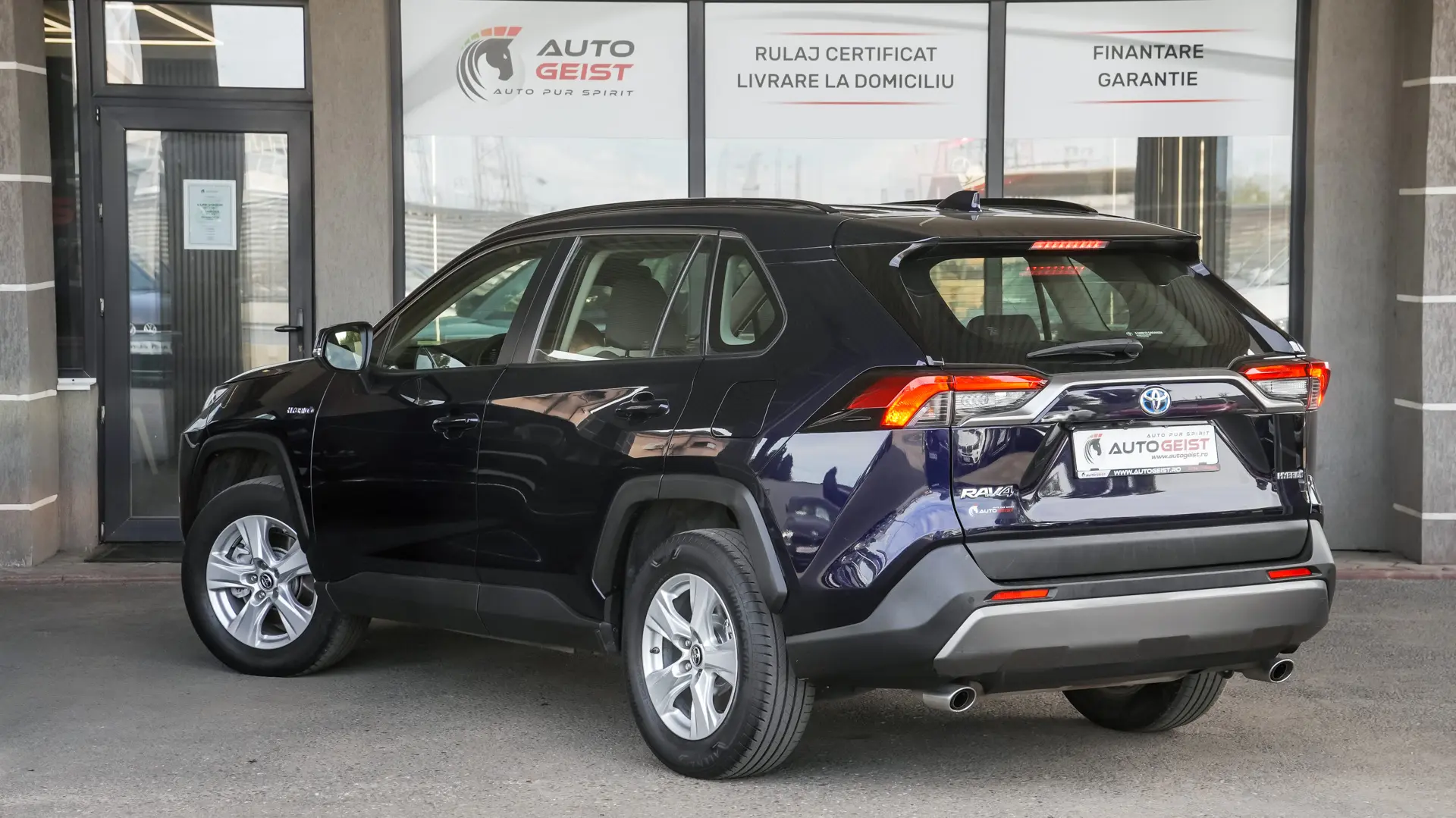 TOYOTA RAV 4 ACTIVE 2WD E-CVT