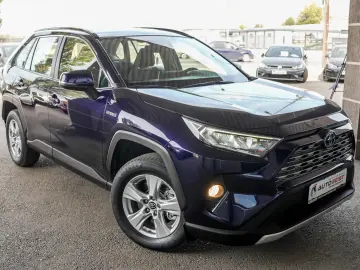 TOYOTA RAV 4 ACTIVE 2WD E-CVT