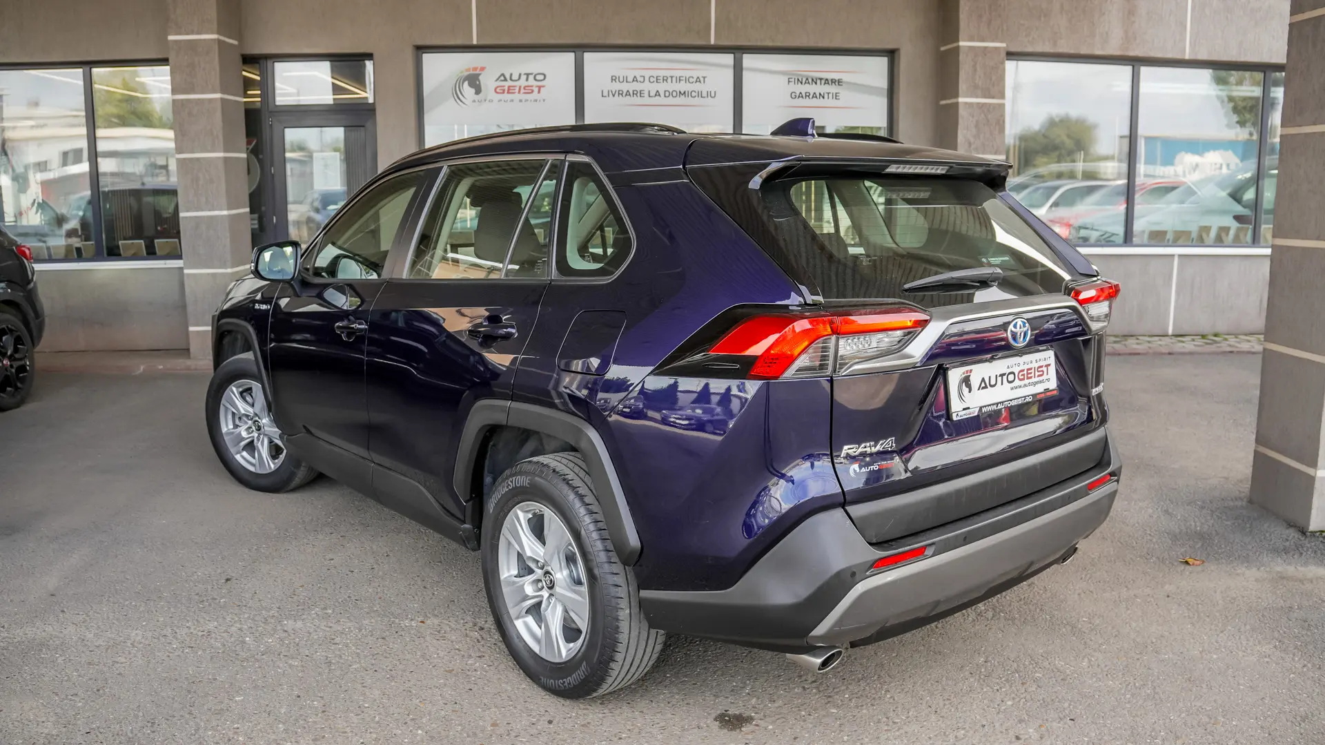 TOYOTA RAV 4 ACTIVE 2WD E-CVT