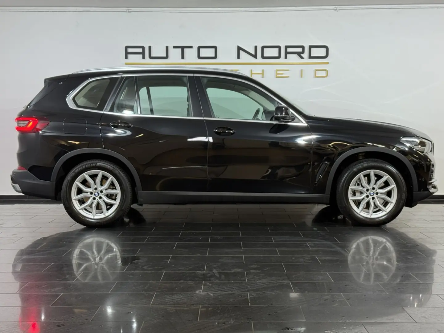 X5 xDrive 40d 1.Hand AHK Memory Merino DAB 360