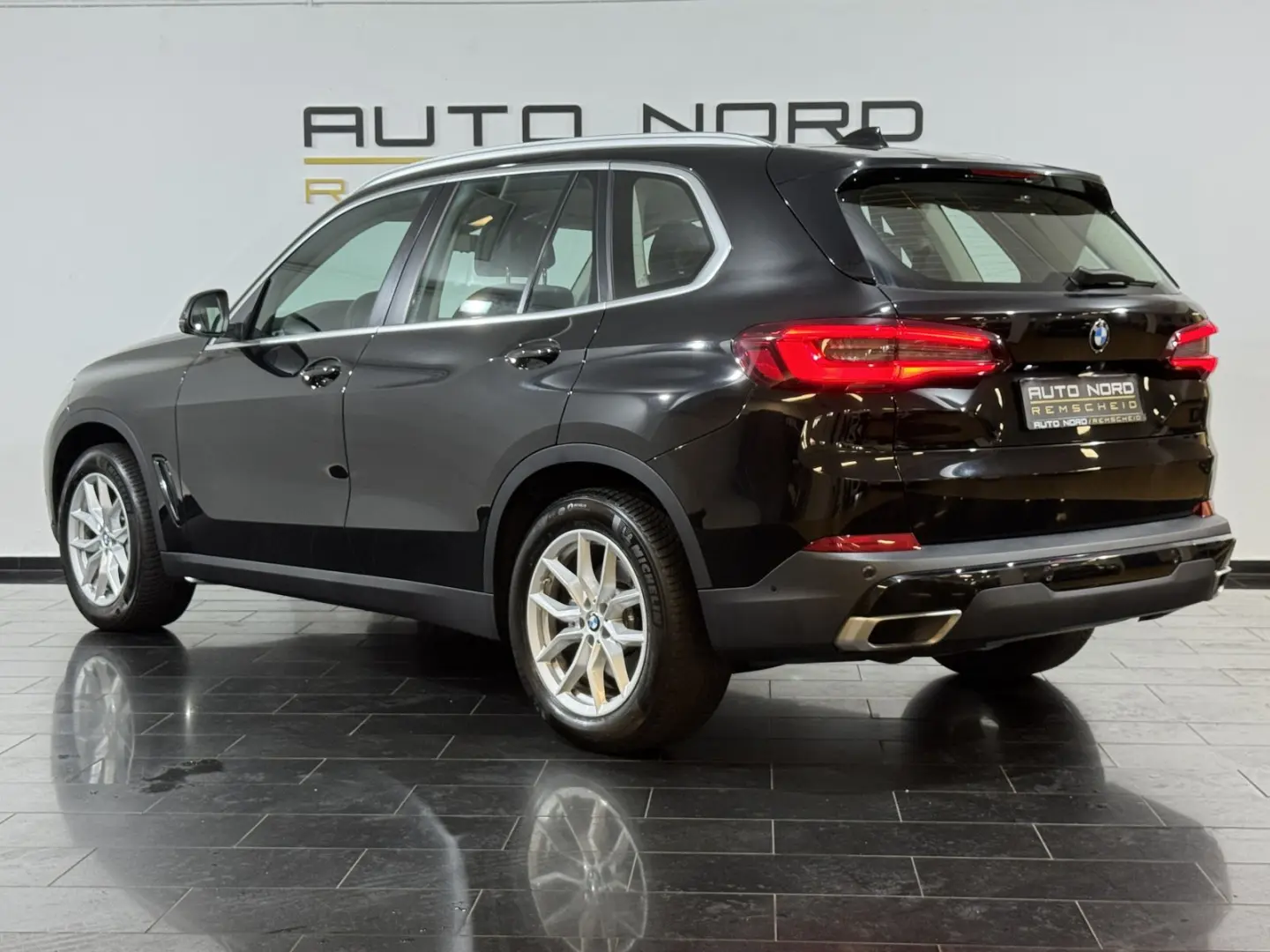 X5 xDrive 40d 1.Hand AHK Memory Merino DAB 360
