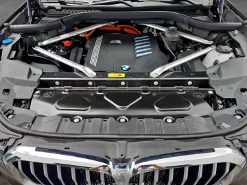 X5 xDrive45e  SHZ  Komfortsitze  Alarmanl.