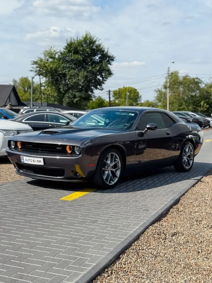 Dodge Challenger
