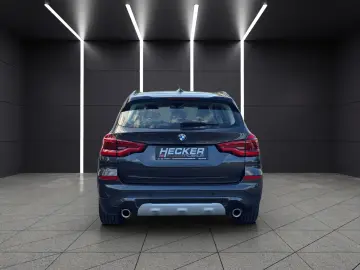 X3 xDrive20i xLine (EURO 6d)  LEDER Kamera Szhzg