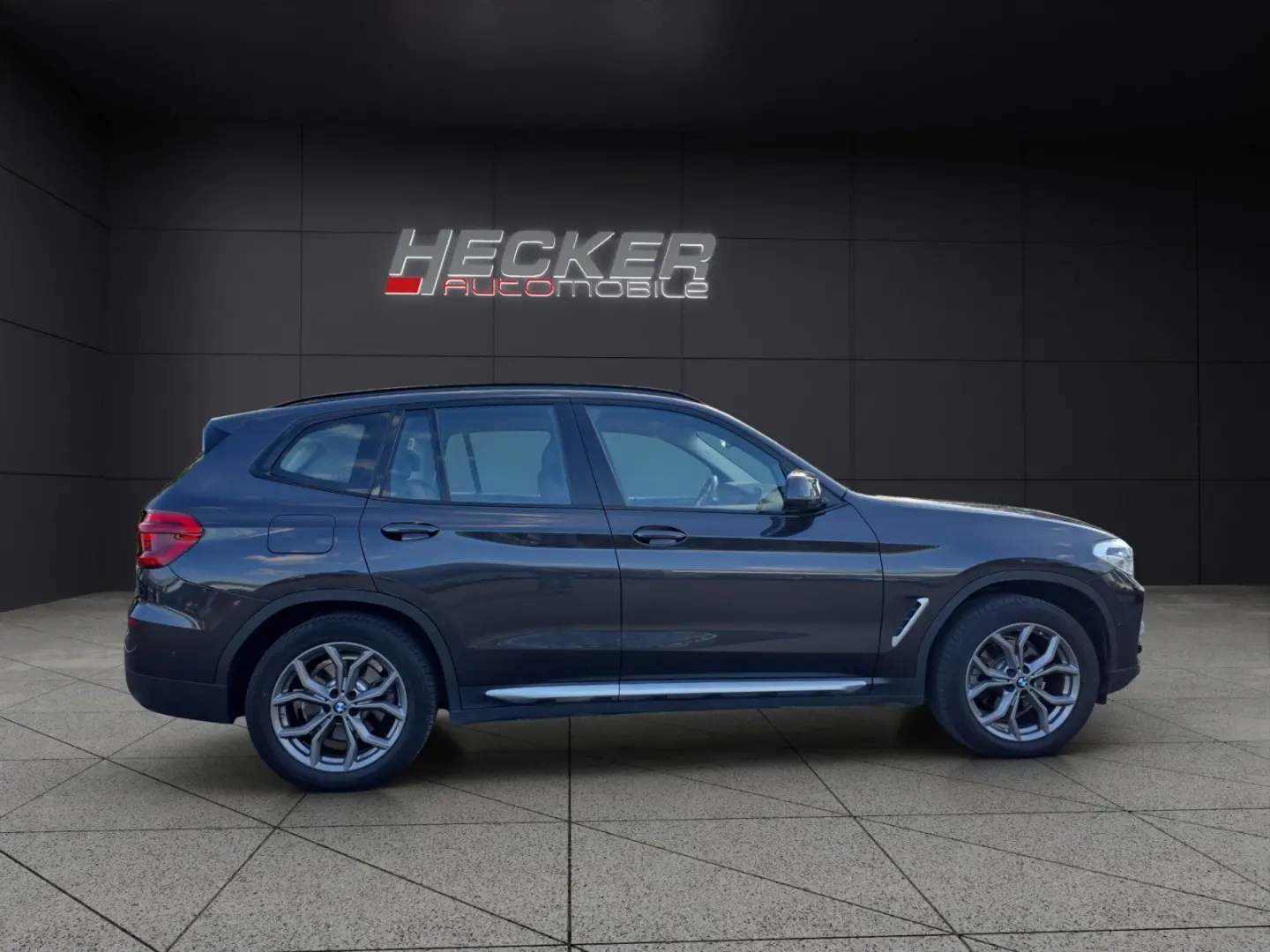 X3 xDrive20i xLine (EURO 6d)  LEDER Kamera Szhzg