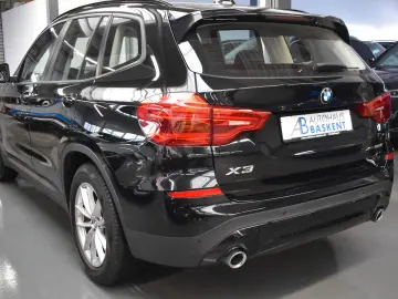 X3 xDrive 20 d LEDER SHZ PDC LED ACC HIFI