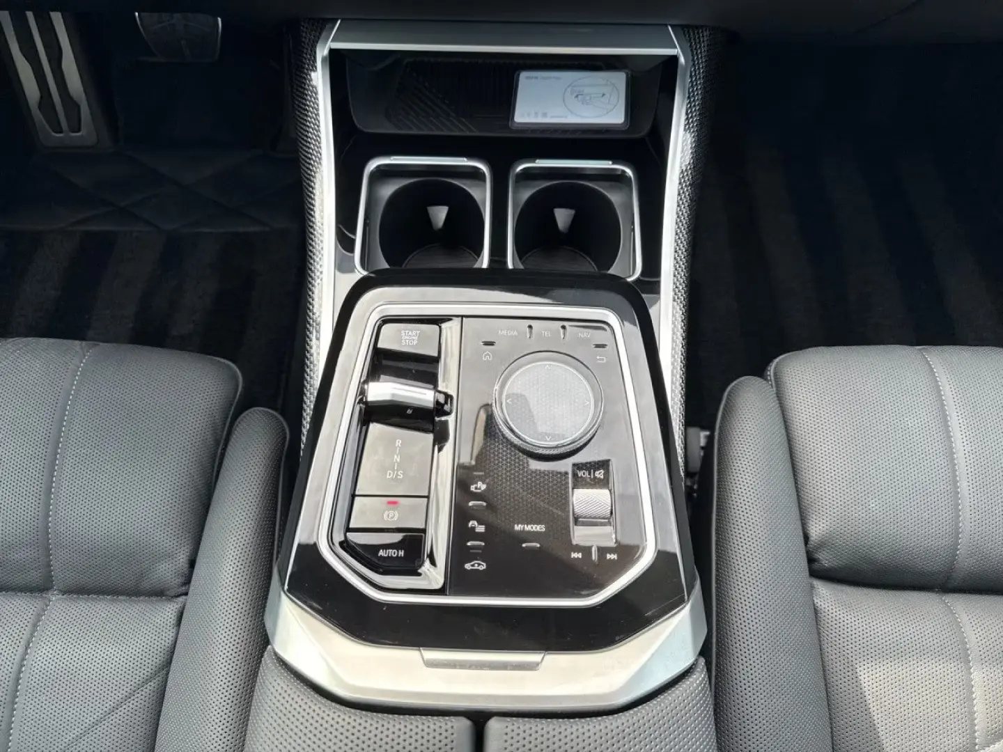 BMW 740 d M-Sport Lounge Masaj  cristal