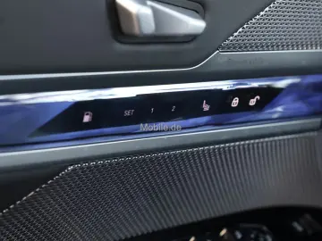 BMW 750 e xDrive Navi leather Panoramic