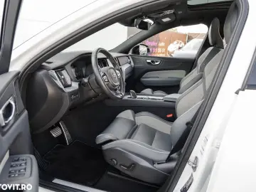 Volvo XC 60 Recharge T8 Twin Engine eAWD R-Design