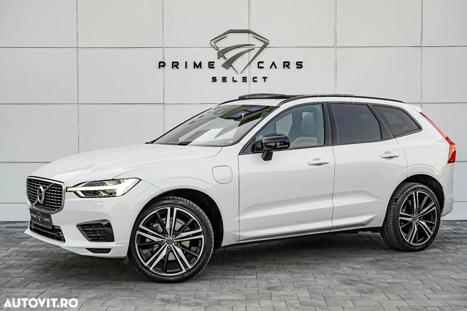 Volvo XC 60 Recharge T8 Twin Engine eAWD R-Design
