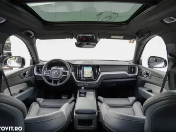 Volvo XC 60 Recharge T8 Twin Engine eAWD R-Design