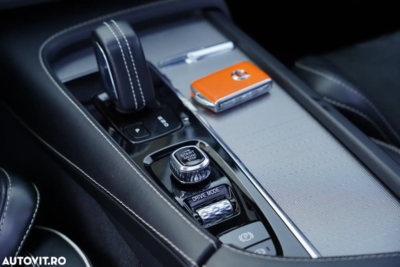 Volvo XC 90 Recharge T8 eAWD R-Design
