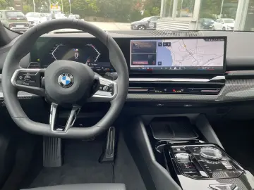 BMW 520i M Sport M Sportpaket Head-Up HiFi DAB