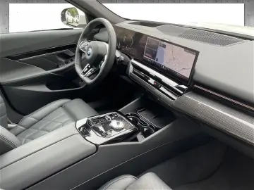BMW 520i M Sport M Sportpaket Head-Up HiFi DAB