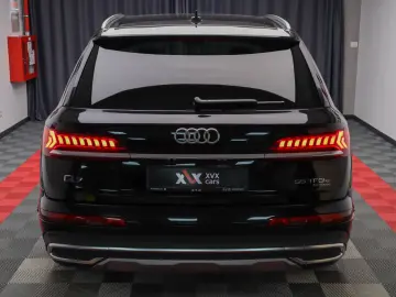 Q7 55TFSIe Quattro Matrix Ambientale Cockpit HeadUp