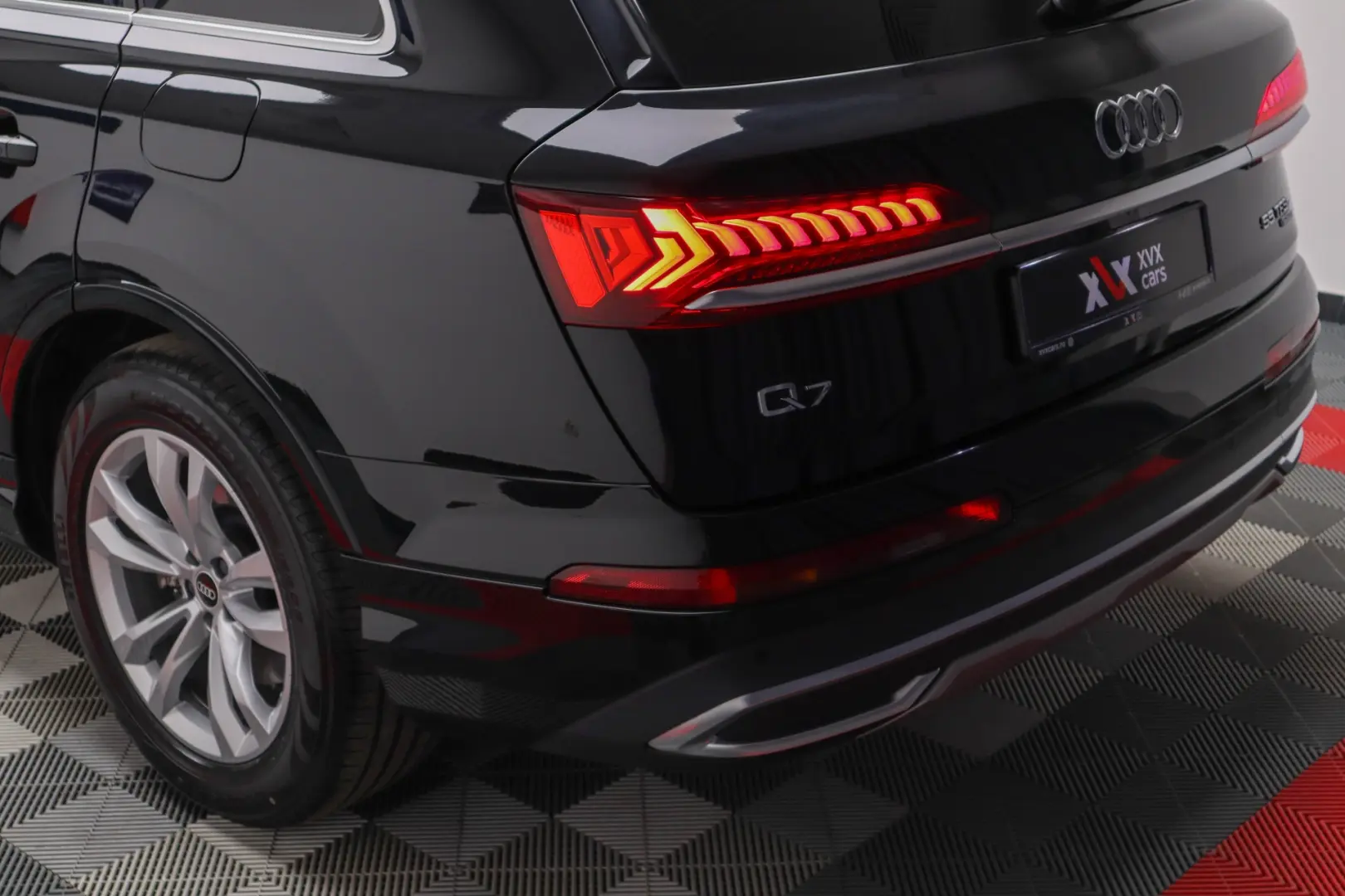 Q7 55TFSIe Quattro Matrix Ambientale Cockpit HeadUp