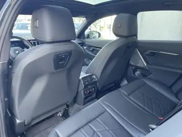 BMW 520i M Sport Pro    360  Panorama H&K.
