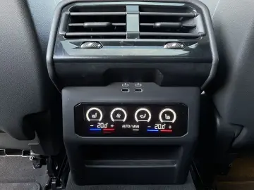 BMW 520i M Sport Pro    360  Panorama H&K.