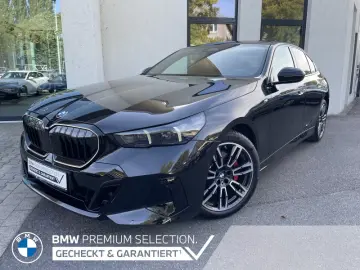 BMW 520i M Sport Pro    360  Panorama H&K.