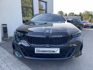 BMW 520i M Sport Pro    360  Panorama H&K.
