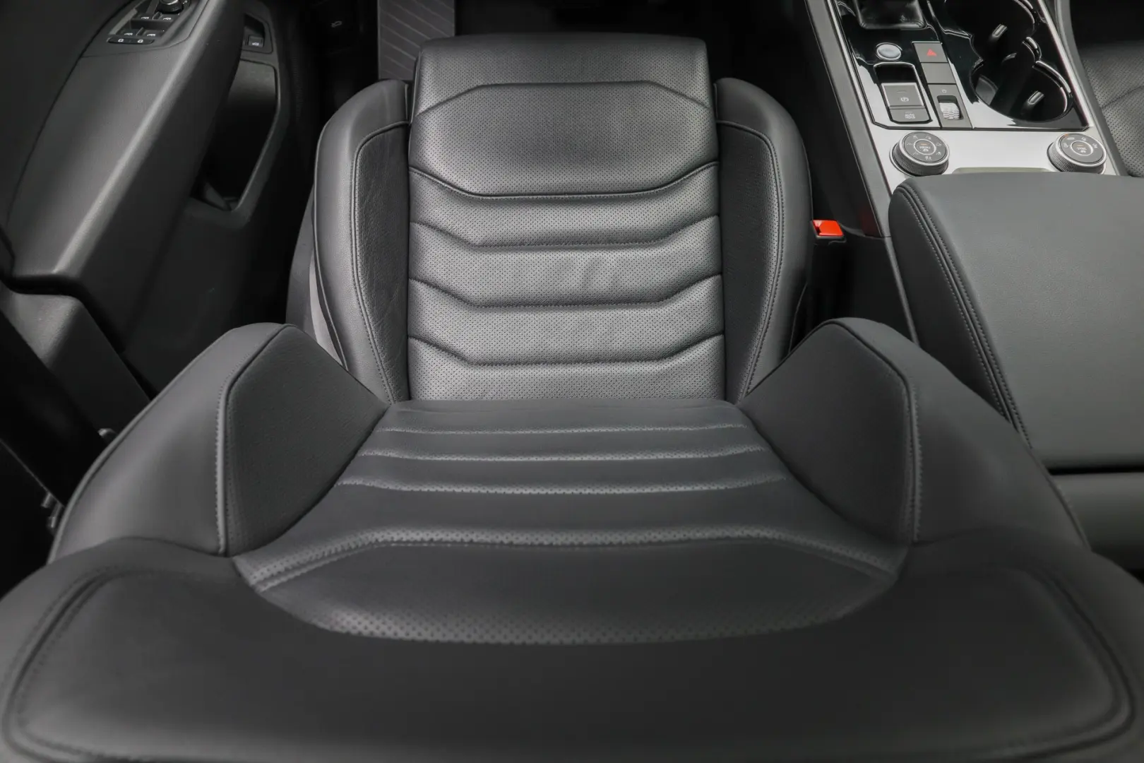 Touareg eHybrid Masaj Ventilatie Panoramic IQ Light