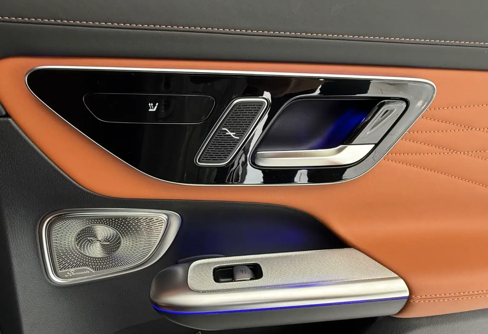 GLC 300 Coupe 4Matic AMG Pano.Head-Up.AHK.Kamera