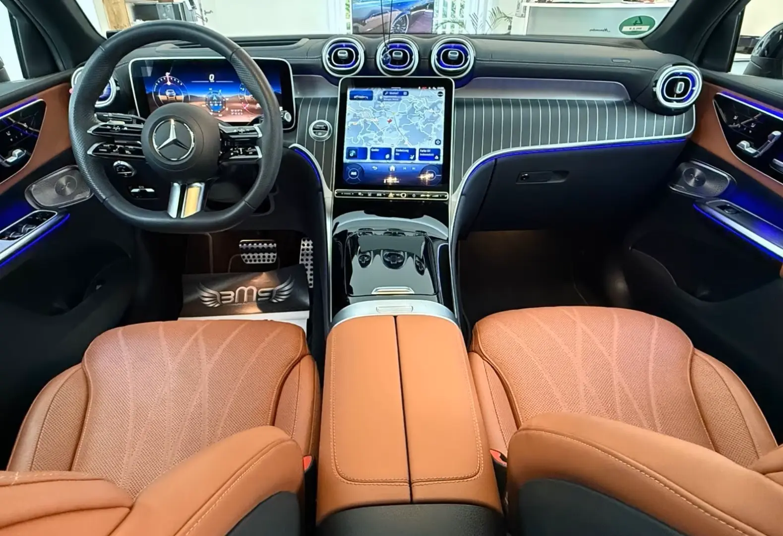 GLC 300 Coupe 4Matic AMG Pano.Head-Up.AHK.Kamera