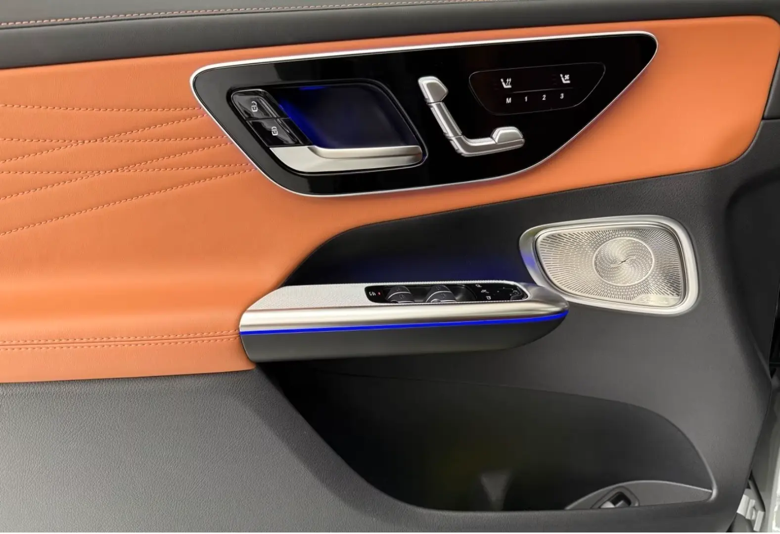 GLC 300 Coupe 4Matic AMG Pano.Head-Up.AHK.Kamera