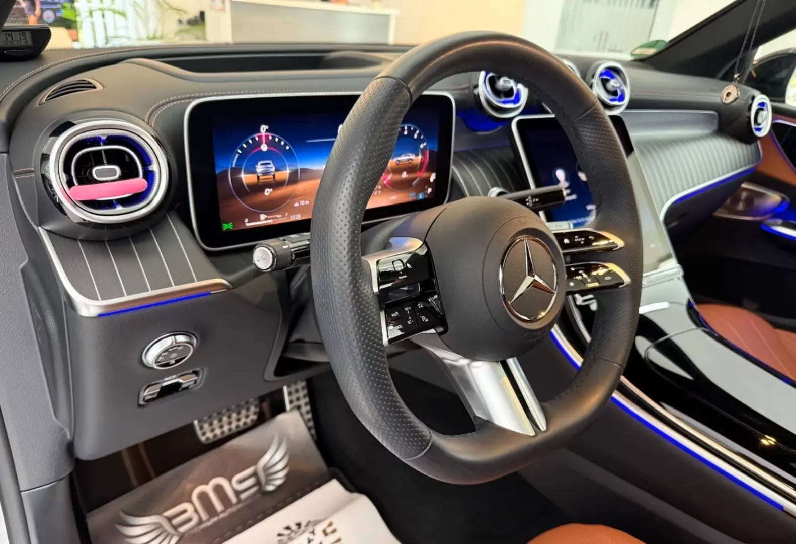 GLC 300 Coupe 4Matic AMG Pano.Head-Up.AHK.Kamera