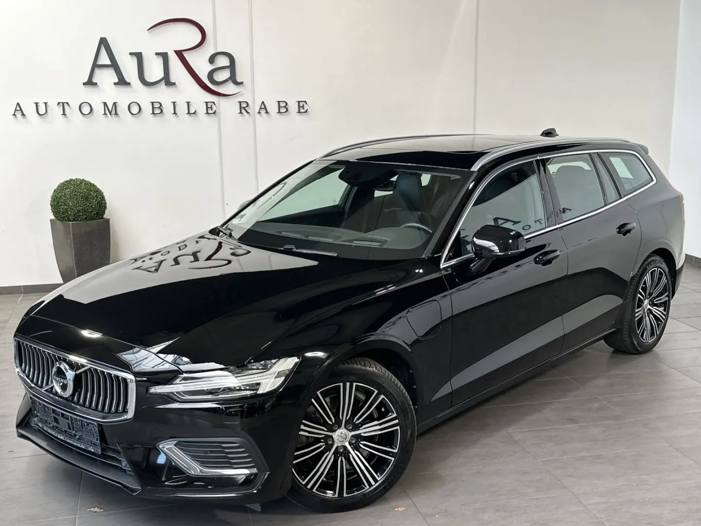 V60 T6 AWD Recharge Inscription NAV LED H&K PANO